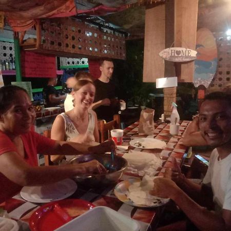 Sun Valley Backpackers Inn El Nido Zewnętrze zdjęcie