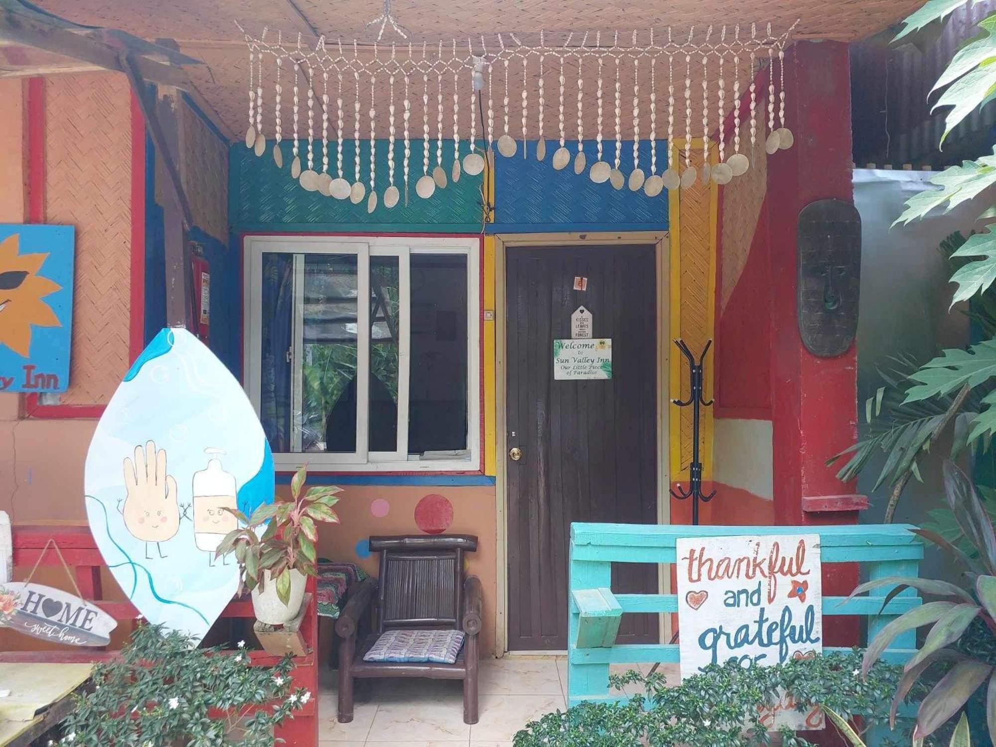 Sun Valley Backpackers Inn El Nido Zewnętrze zdjęcie