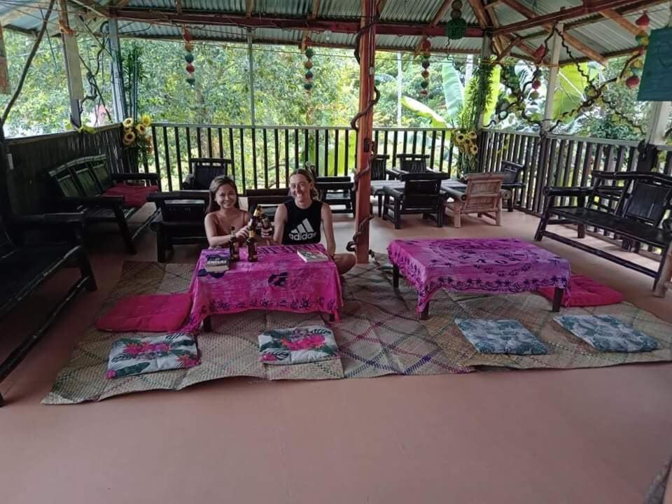 Sun Valley Backpackers Inn El Nido Zewnętrze zdjęcie